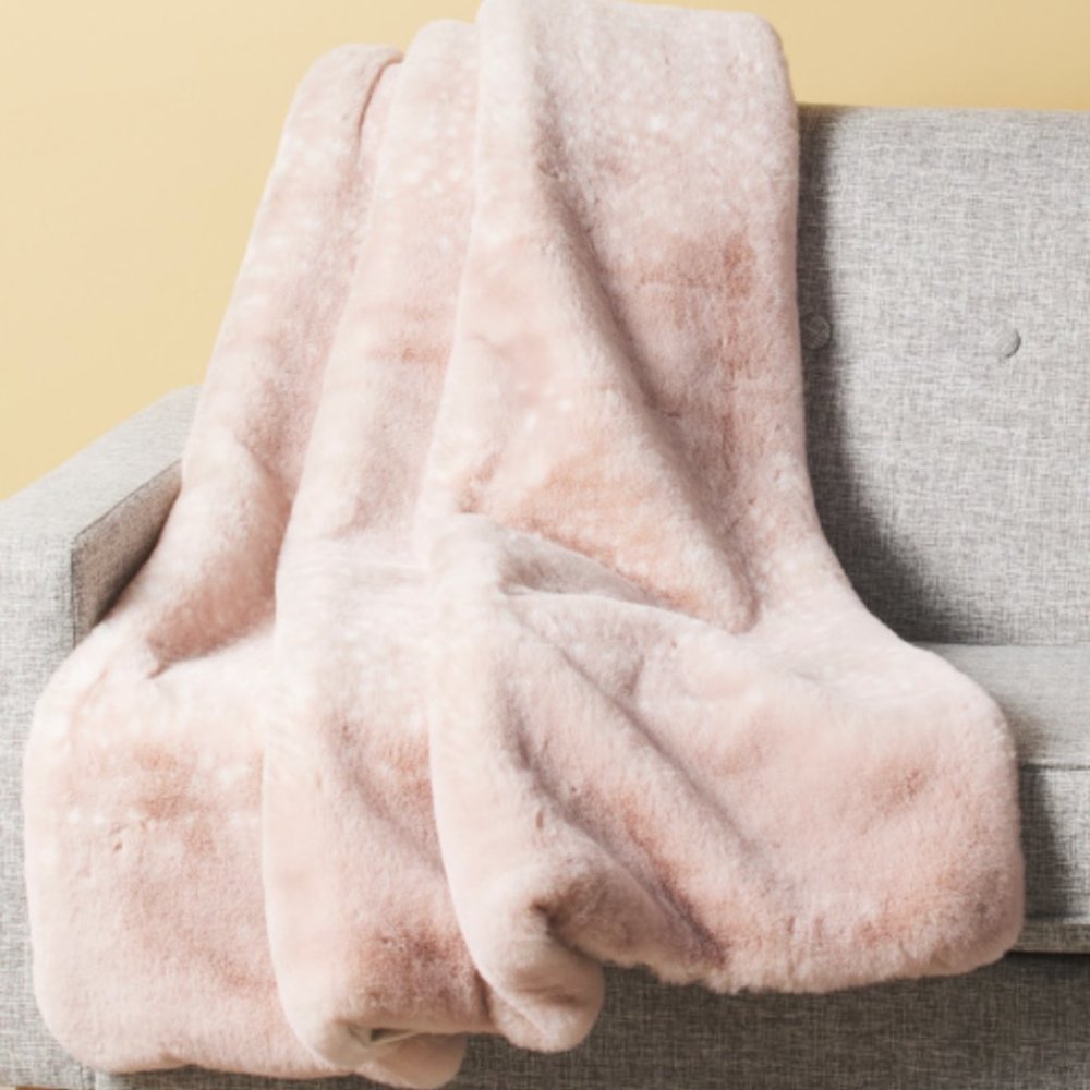 Nicole Miller Artilier Faux Fur Throw Blanket Heavy Soft Pink Fawn Spotted New